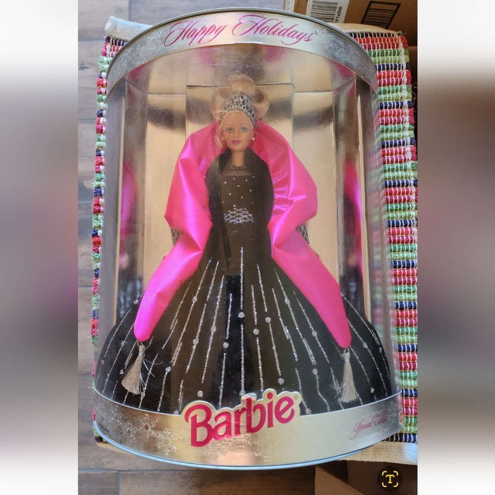 Barbie Hallmark Misprint NIB Error of 1998 “Happy Holidays" Special Edition
